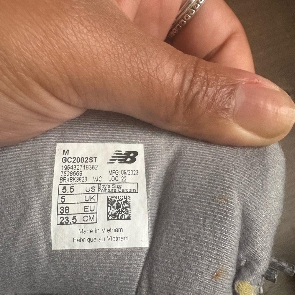 Gray Athletic Sneakers New Balance - Picture 10 of 10